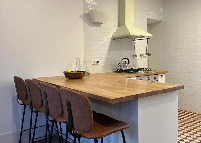 Sauna, Jacuzzi, Firepit, Playground - Oporto And 15min Apartment Sanfins