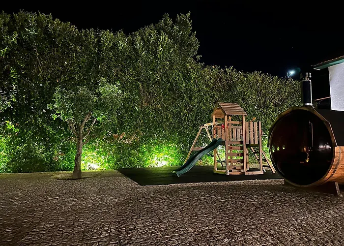 Sauna, Jacuzzi, Firepit, Playground - Oporto And 15min Apartment Sanfins