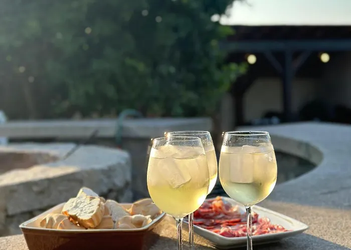 Apartment Sauna, Jacuzzi, Firepit, Playground - Oporto And 15min *